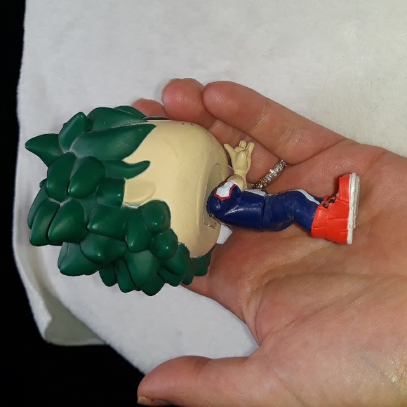 Deku My Hero Academia Funko Pop Collectable Figurine (4 inches tall) - Picture 6 of 10